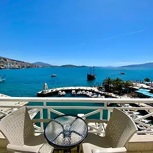 *** Hotel Sun N Blue Albania