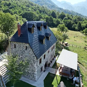  Guest house Rrashkadoli Albania